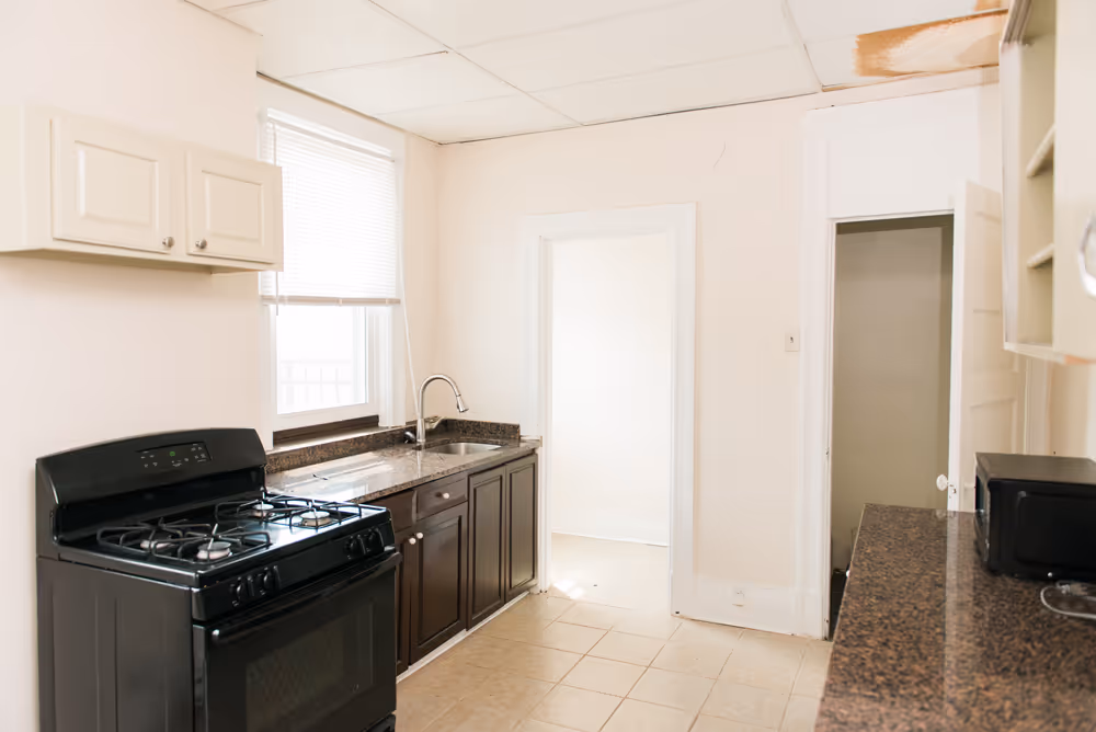 Photo of the kitchen in one of the units at Concord Place apartments in the North Shore, managed by Birgo Realty.