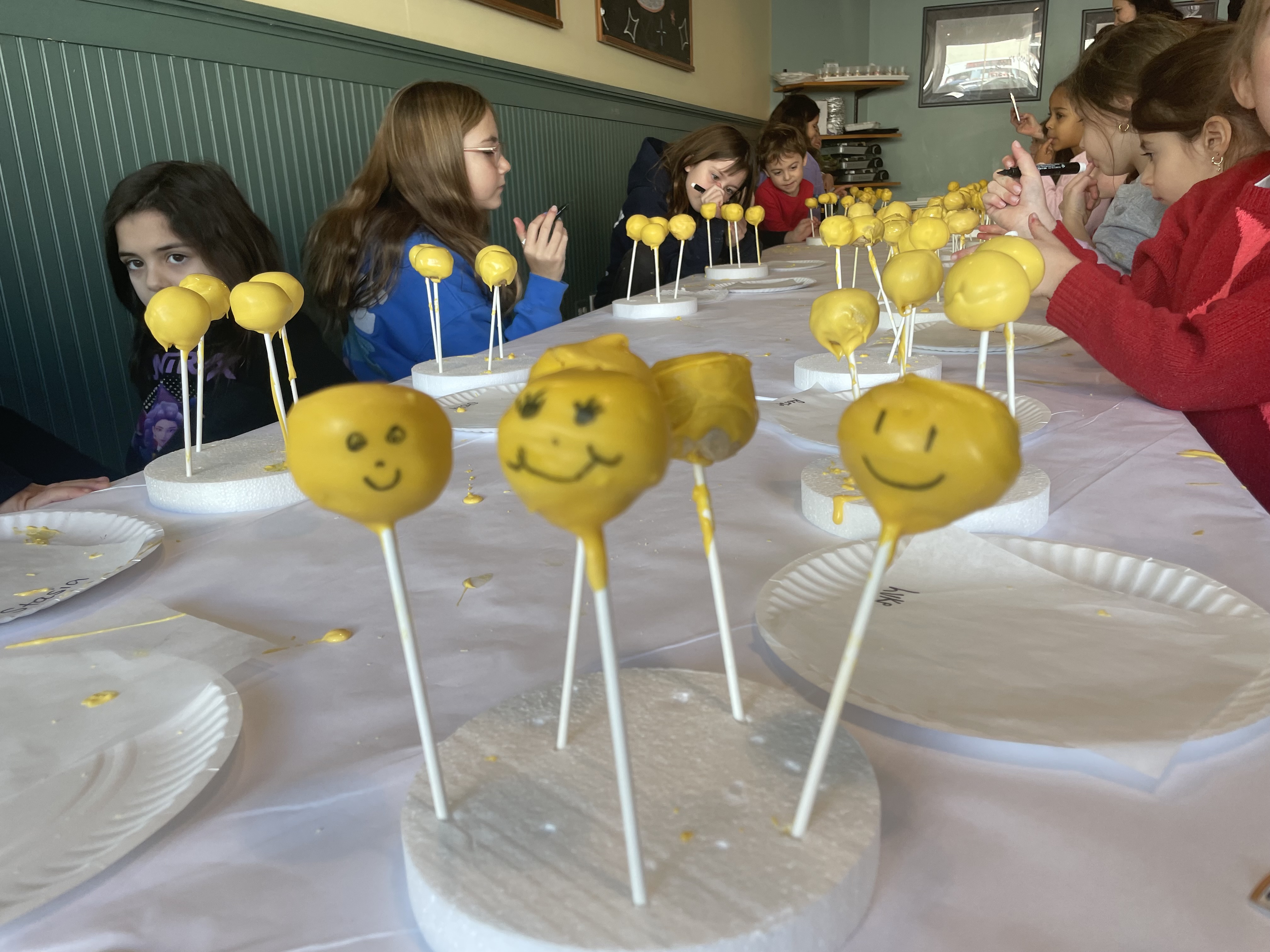 Cake decorating classes near me