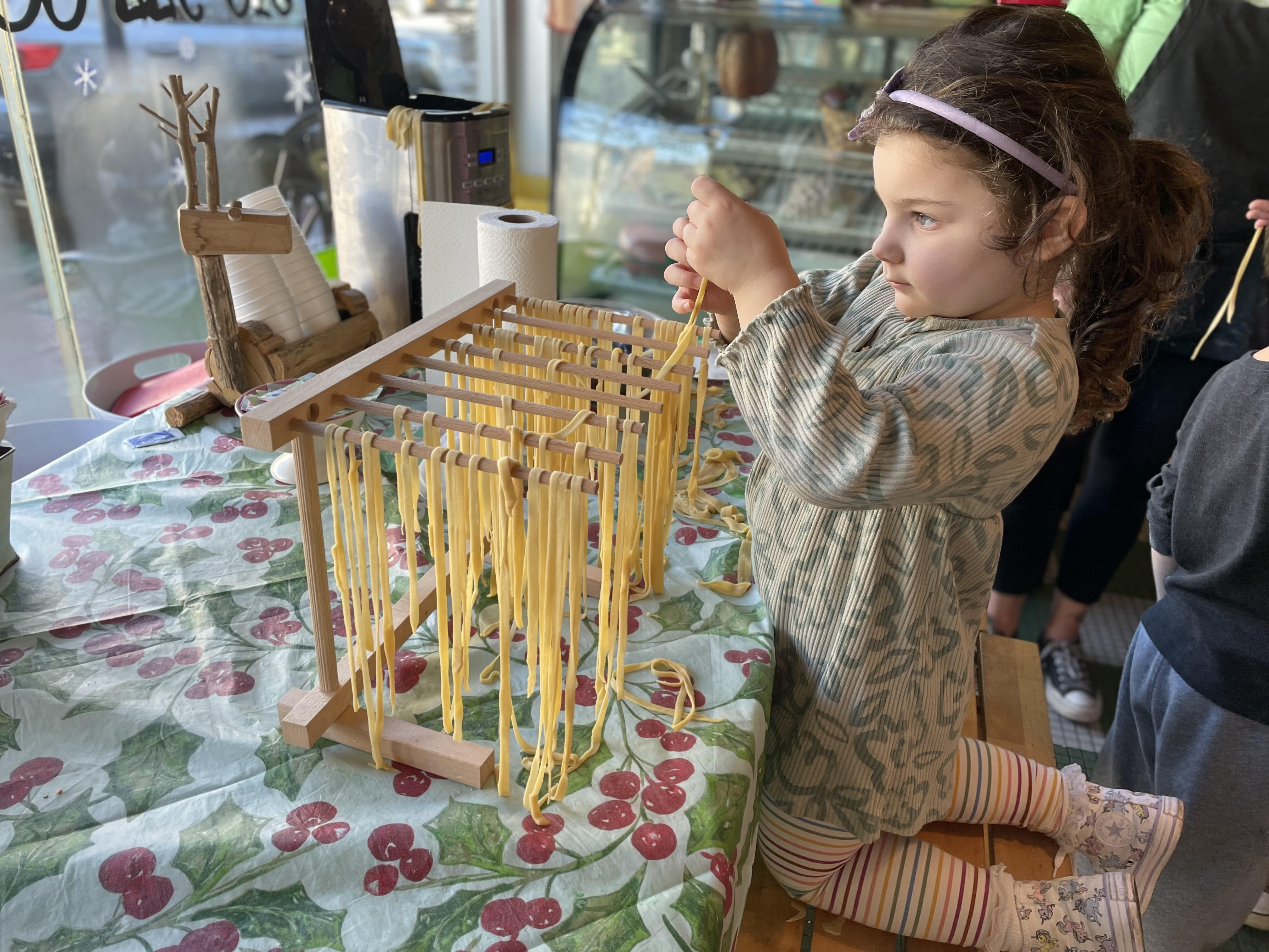 Kids pizza making parties near me