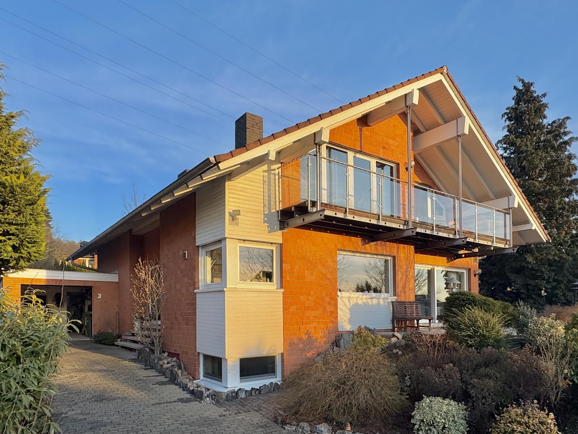 Stilvolles 1-2 Familienhaus in Panoramalage von Fuldabrück-Dörnhagen