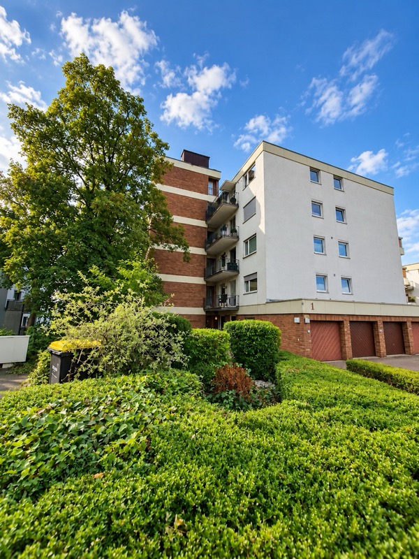 Wohnen mit Weitblick – großzügige 128 m² mit traumhafter Terrasse, Hallenbad & Sauna