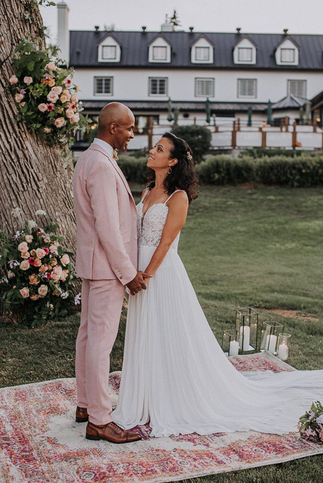 Salle pour mariage intime_BlogueFoudamour_JessicaSamynPhotographie