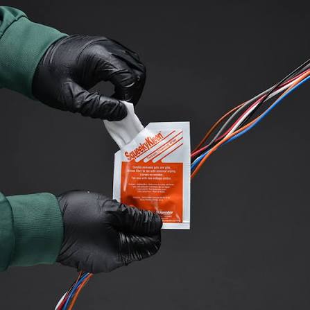 Polywater Communication Cleaners: SqueekyKleen, AquaKleen, Type FO and FiberKleen