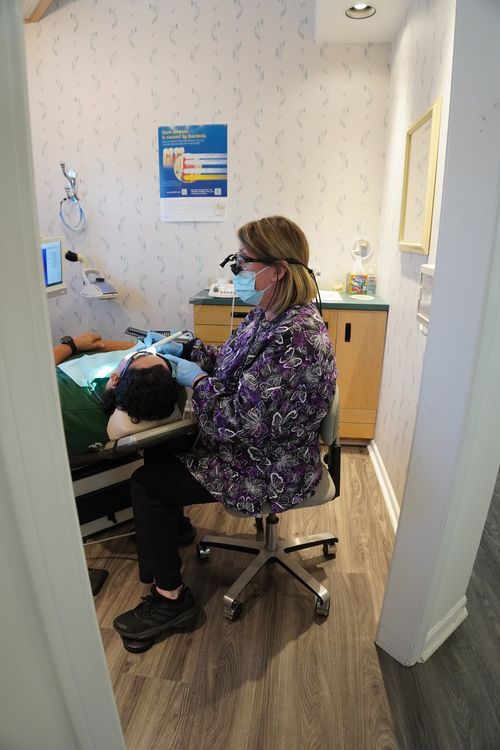 Dental bonding in Montebello