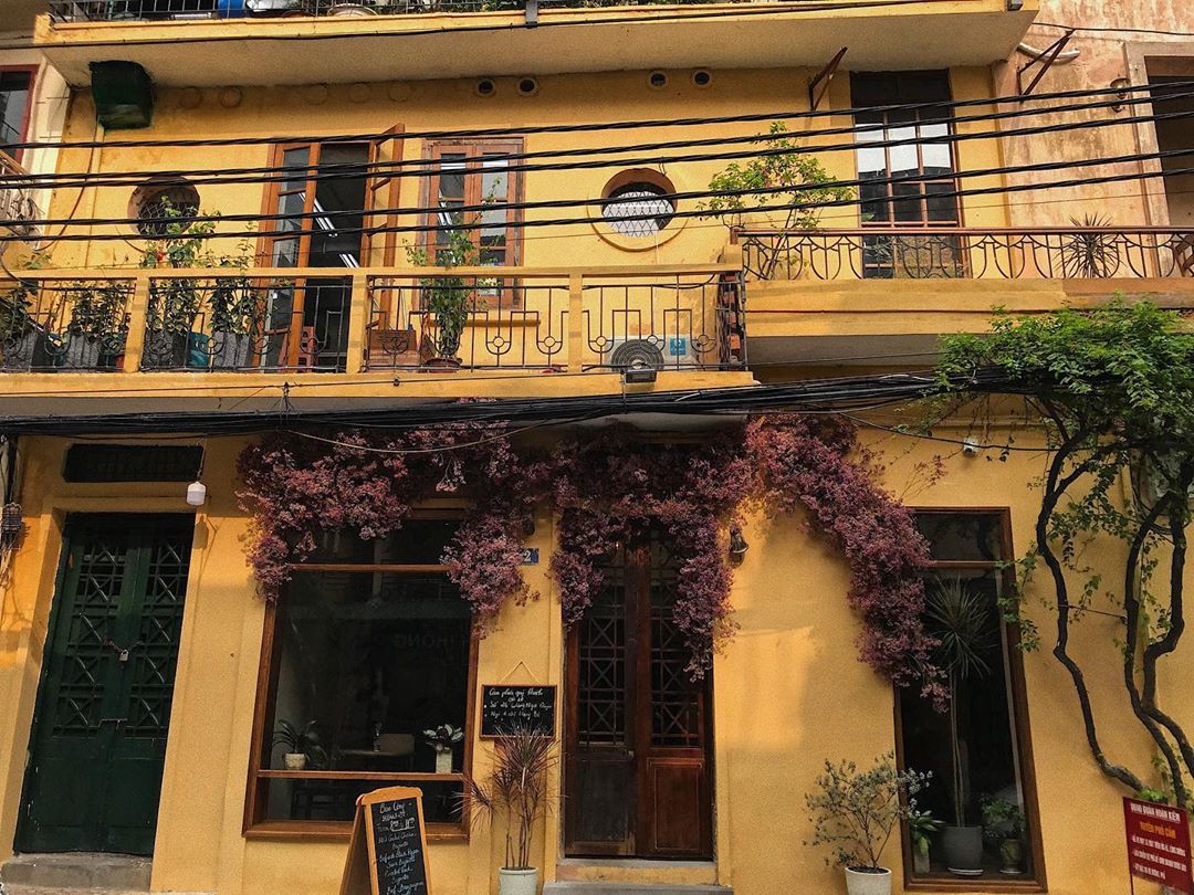THỰC ĐƠN ĐA DẠNG CÁC MÓN ĂN NGON TẠI BAN CÔNG CAFE HÀ NỘI