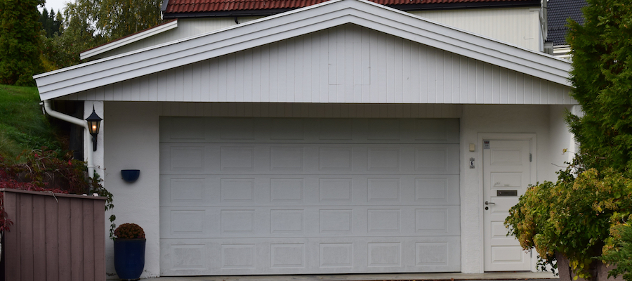 Garage under marken