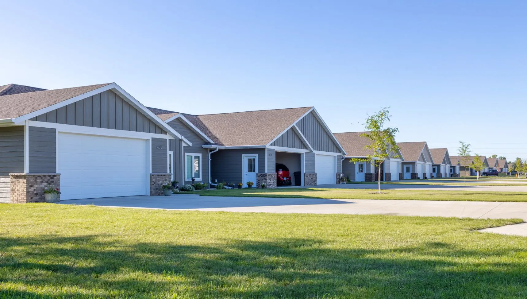 rendering of front of clubhouse