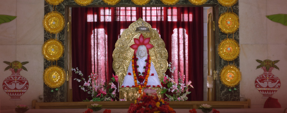 samadhi de Ma Anandamayi