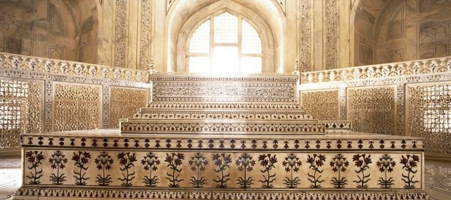 Taj Mahal interior