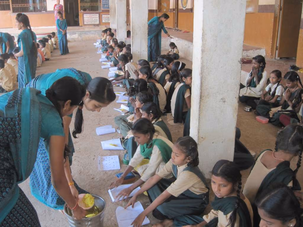 Ecole à Omkareshwar