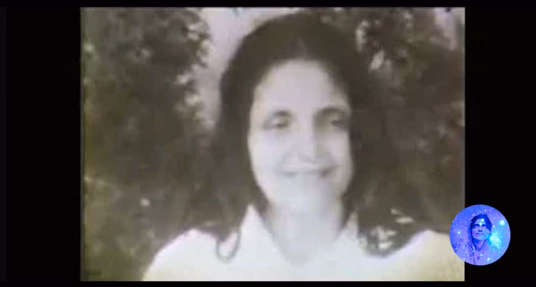 Anandamayi Ma singing