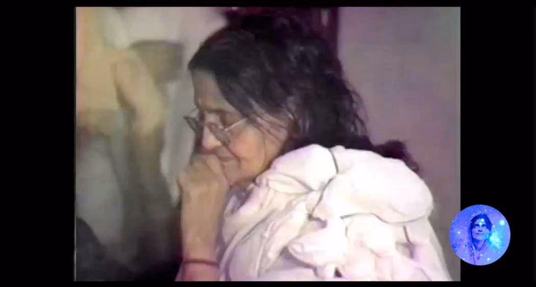 Ma Anandamayi footage in 1981