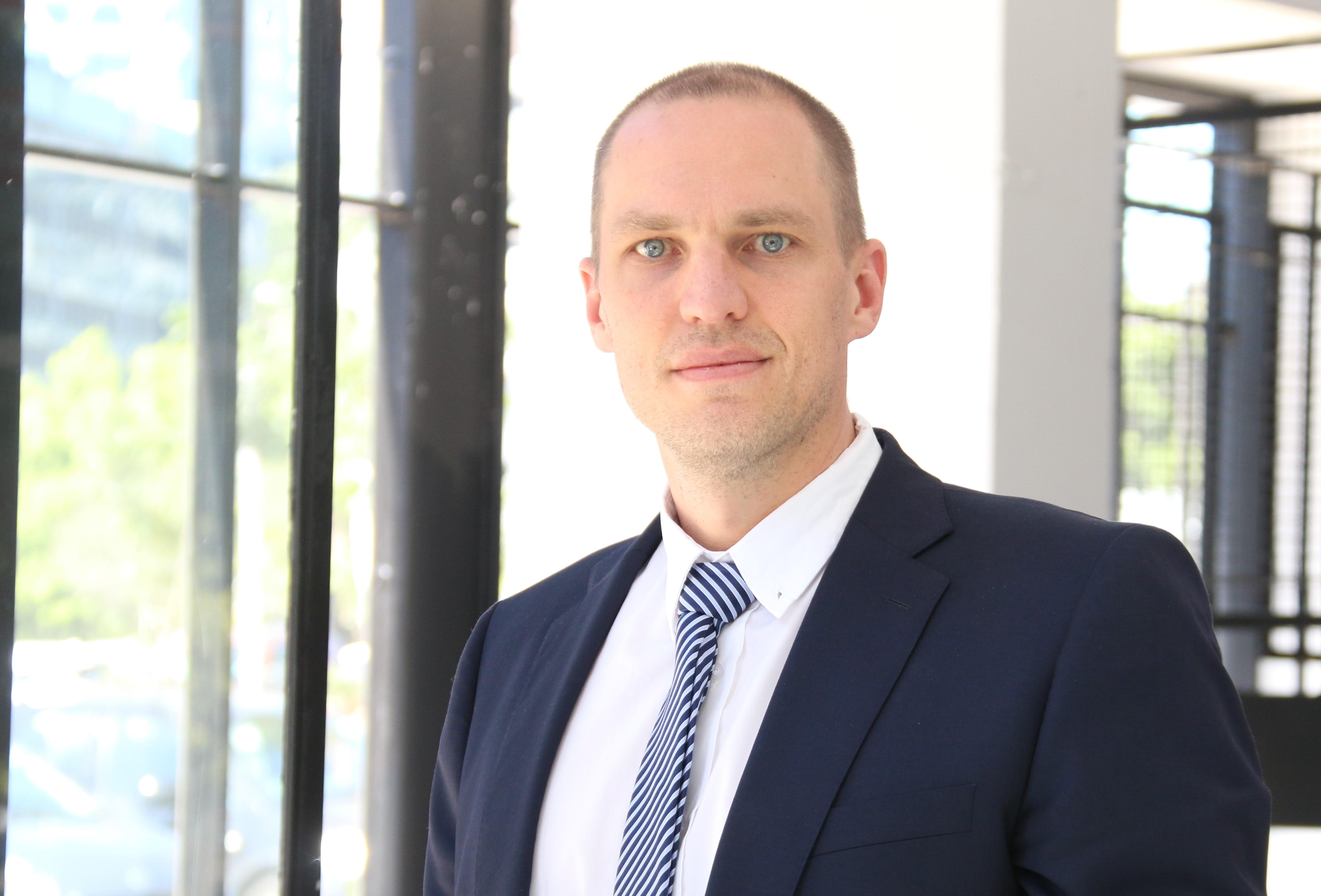 Dr. Philipp Nellessen