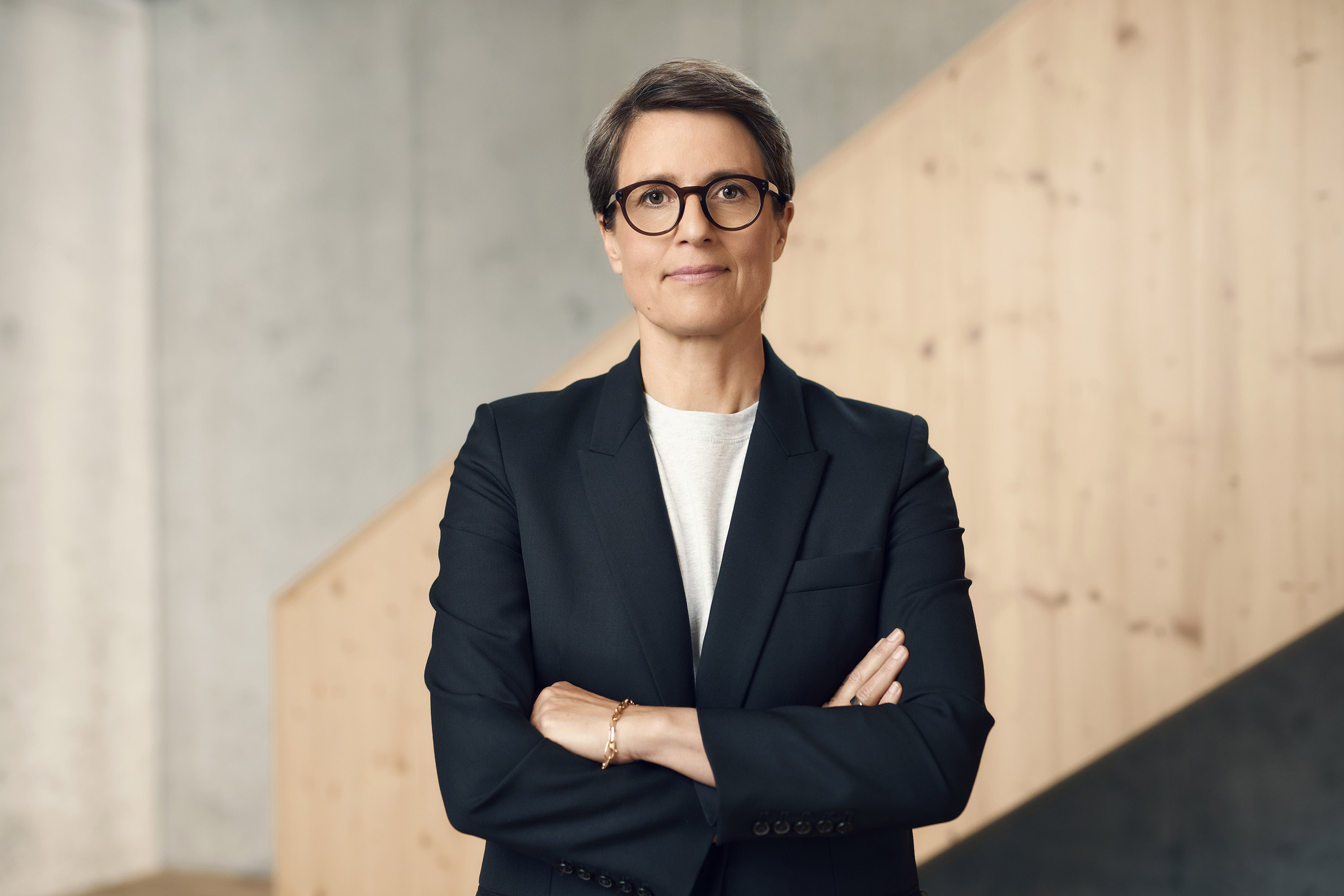 Dr. Sandra Wolf