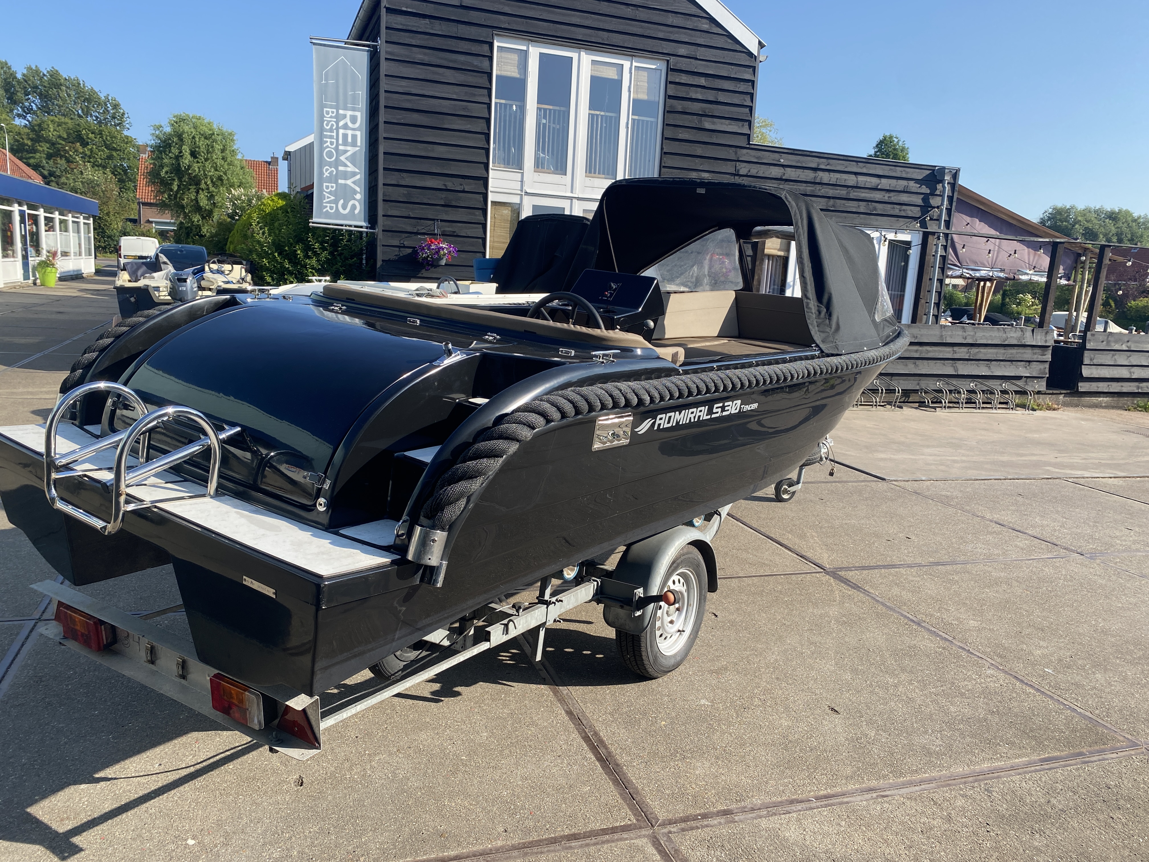 Admiral 530 Tender + Suzuki DF15