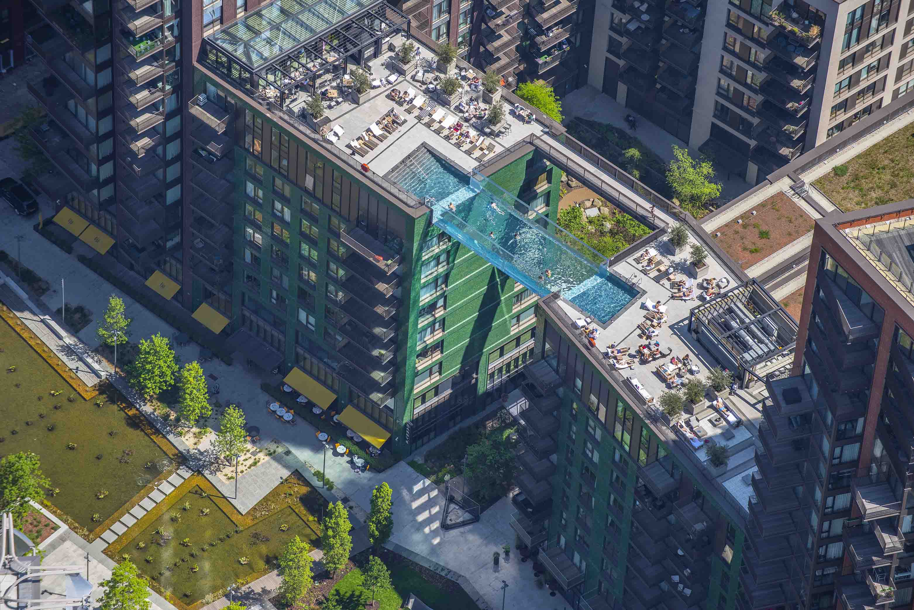 Sky Pool - Embassy Gardens
