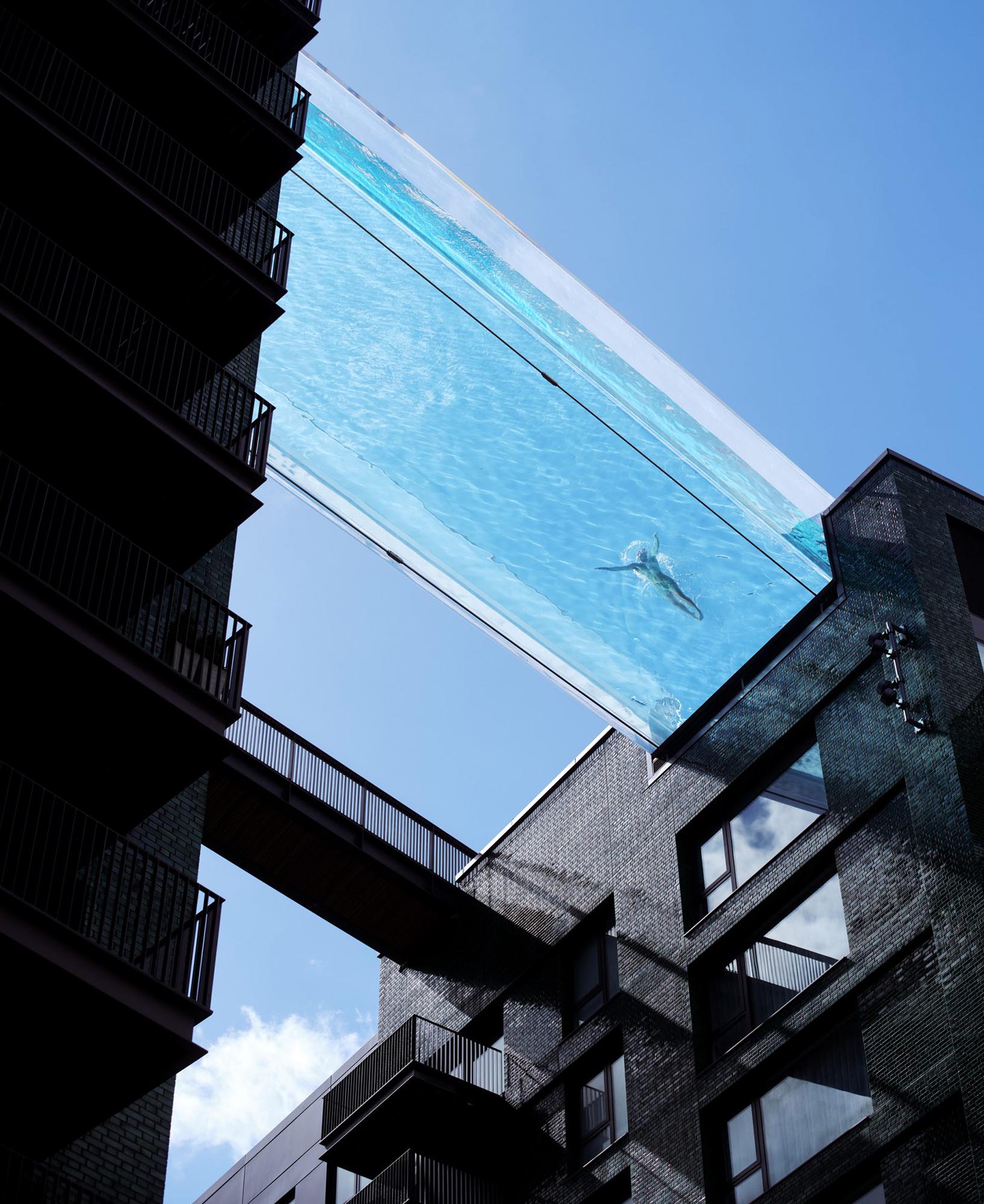 Sky Pool - Embassy Gardens