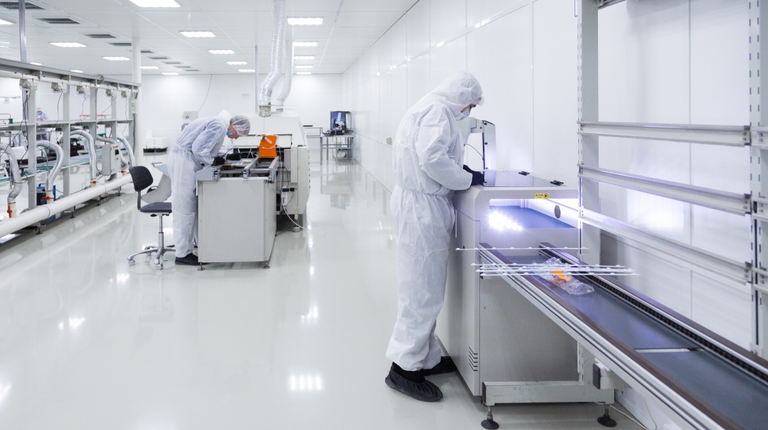 Cleanroom Dust Control Cleaning 
