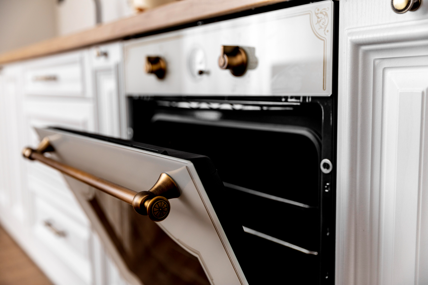 Shipping an Oven or Stove? Here’s What It Really Costs