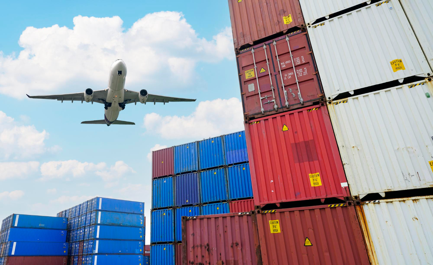 Air Freight vs Express: Which Service Is Right for Your International Shipment?