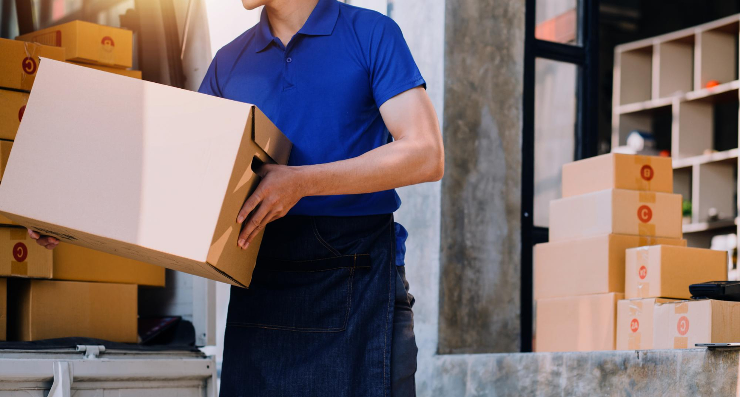 DHL Express vs FedEx International Priority: Which Is Right for Australian Shippers?