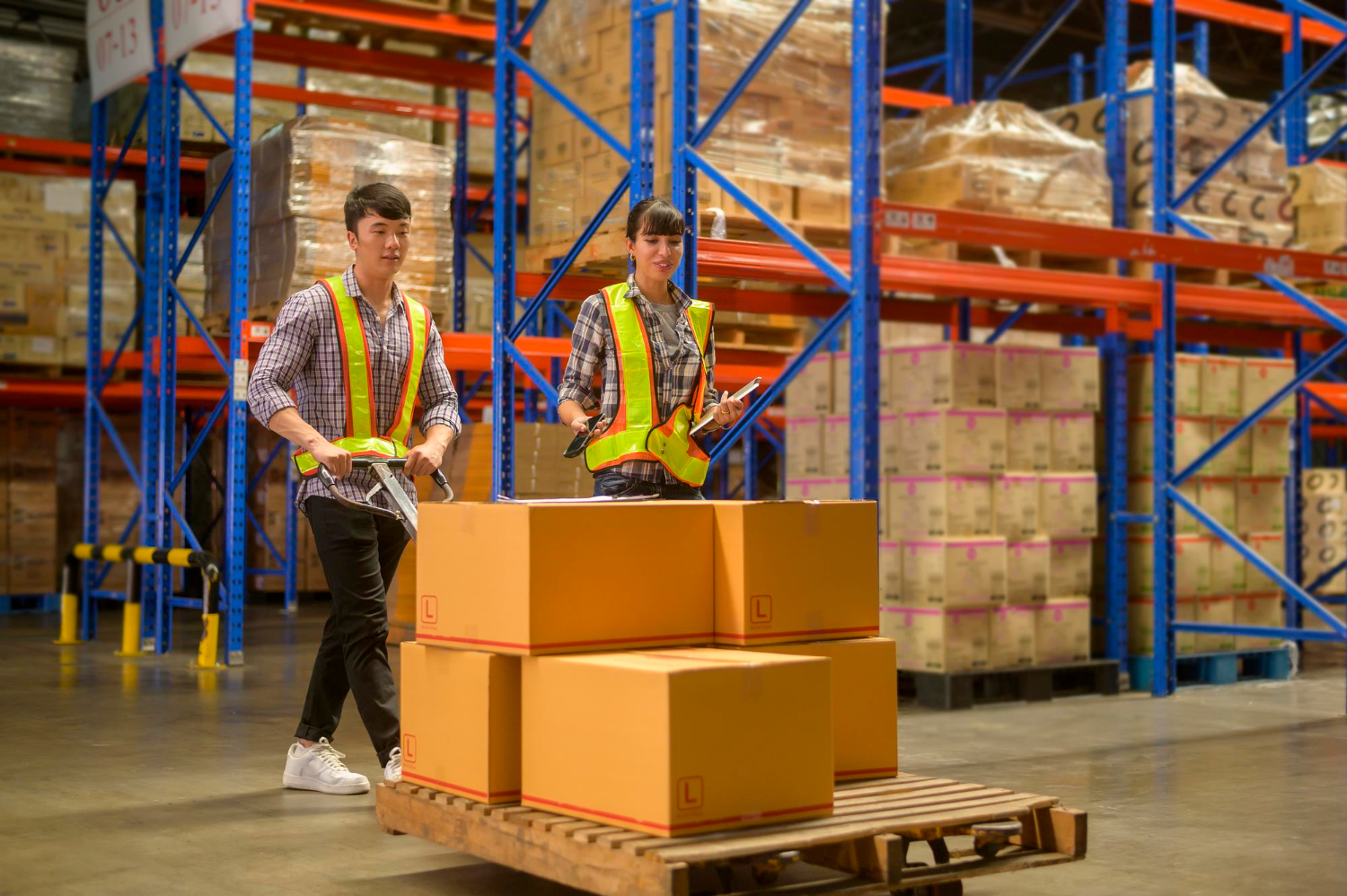 Before You Buy an Amazon Return Pallet: 7 Hard Truths Every Reseller Should Know
