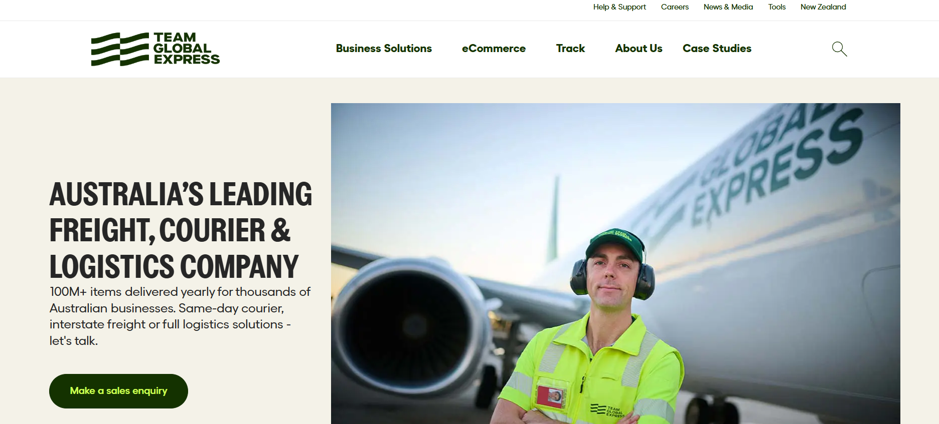 Alt text: Team Global Express homepage