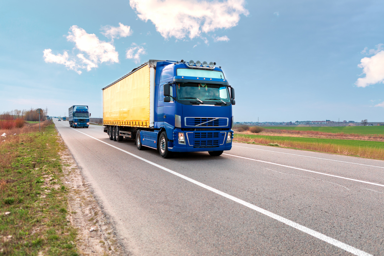 Shipping from Brisbane to Cairns: Freight Rates, Transit Times and Carrier Options