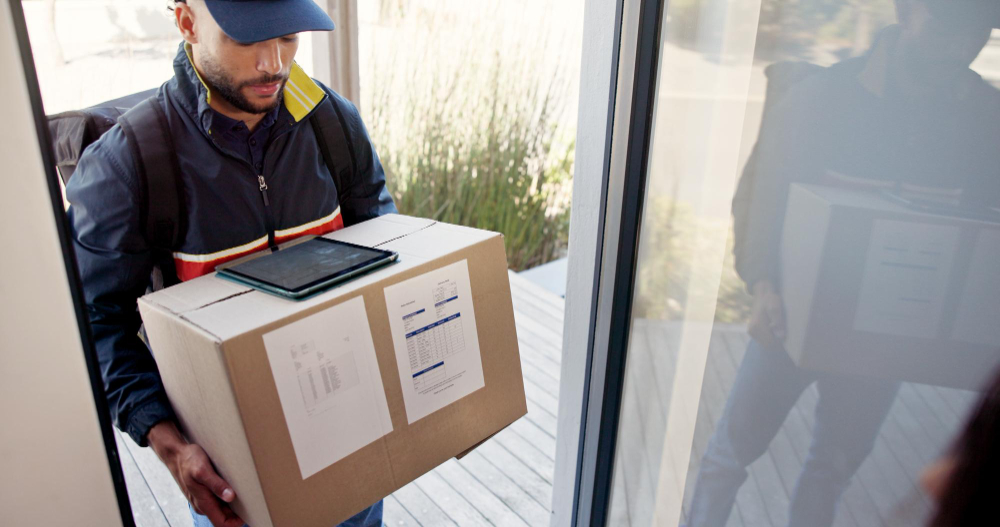 Australia Post or StarTrack: Which Is Better for Australian Businesses?