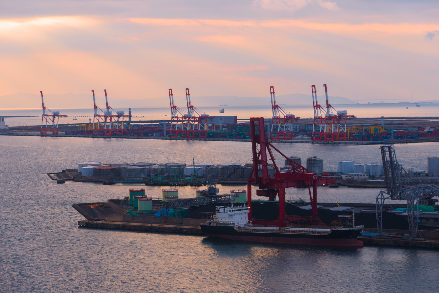 Ship to South Africa from Australia: Carriers, Transit Times and Costs
