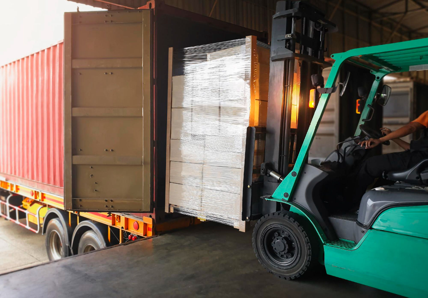 How Can Shippers Reduce Freight Damage in LTL Transportation?