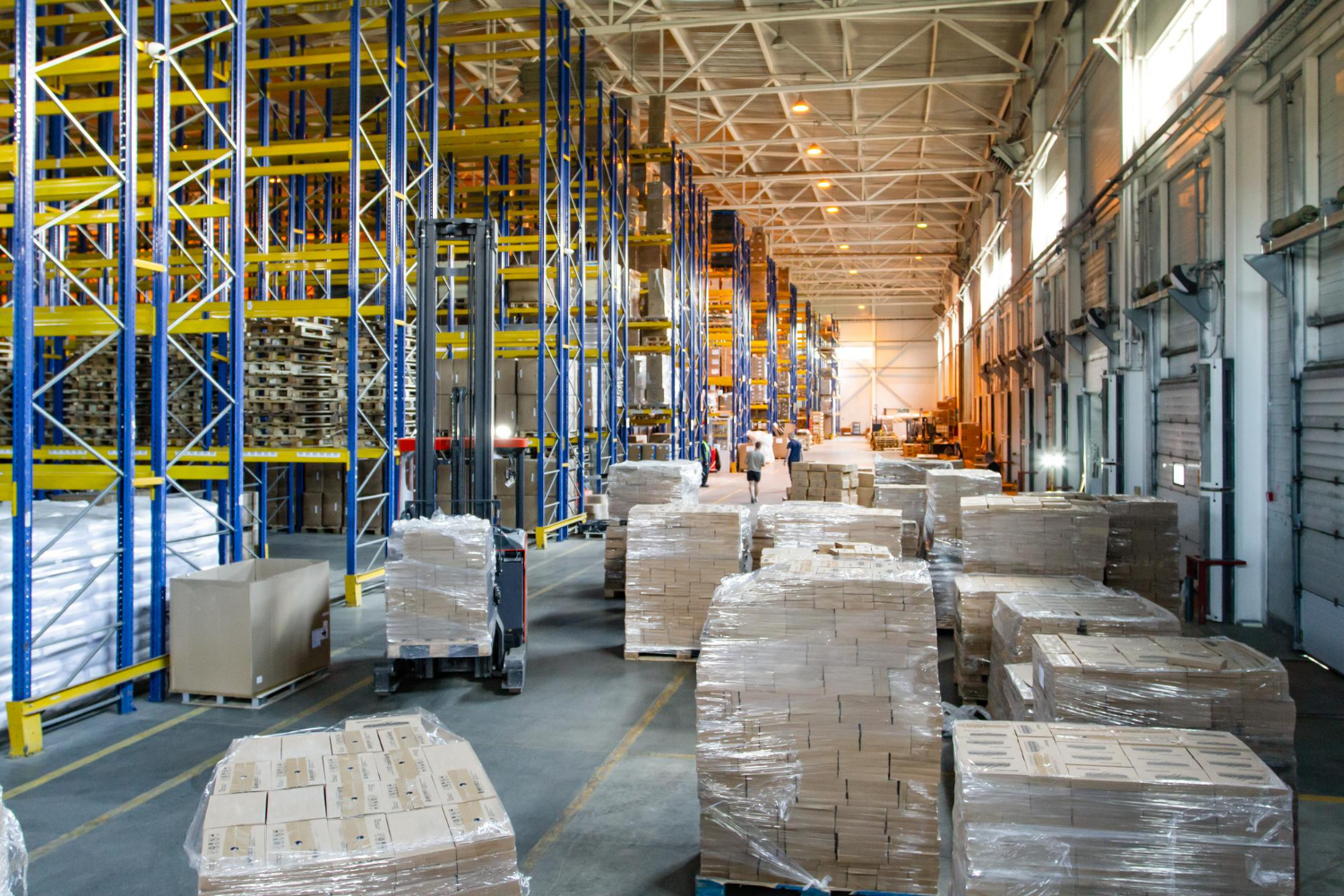 Consolidation Warehouse vs. 3PL: What Australian Businesses Need to Know