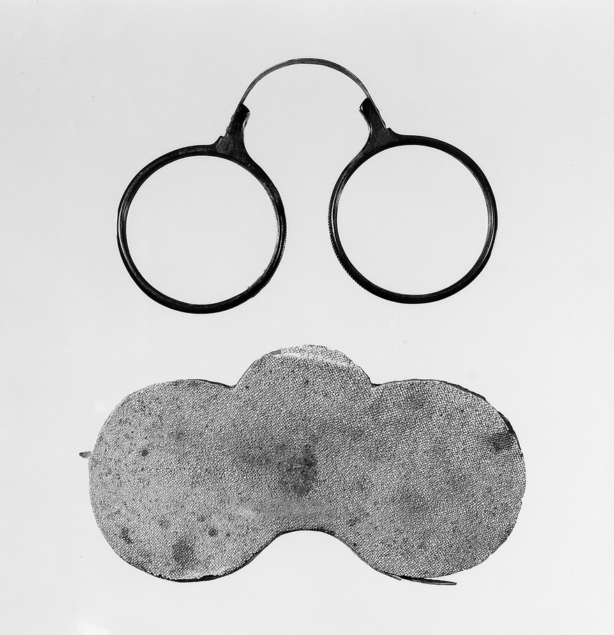 Credit: Eye-glasses and case. Credit: Wellcome Collection. Attribution 4.0 International (CC BY 4.0)