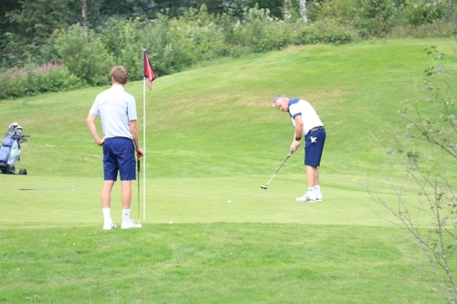 Svein Terje Eide frå Nordvegen GK vann A-klassen etter omspill. Foto: Knut Atle Seim