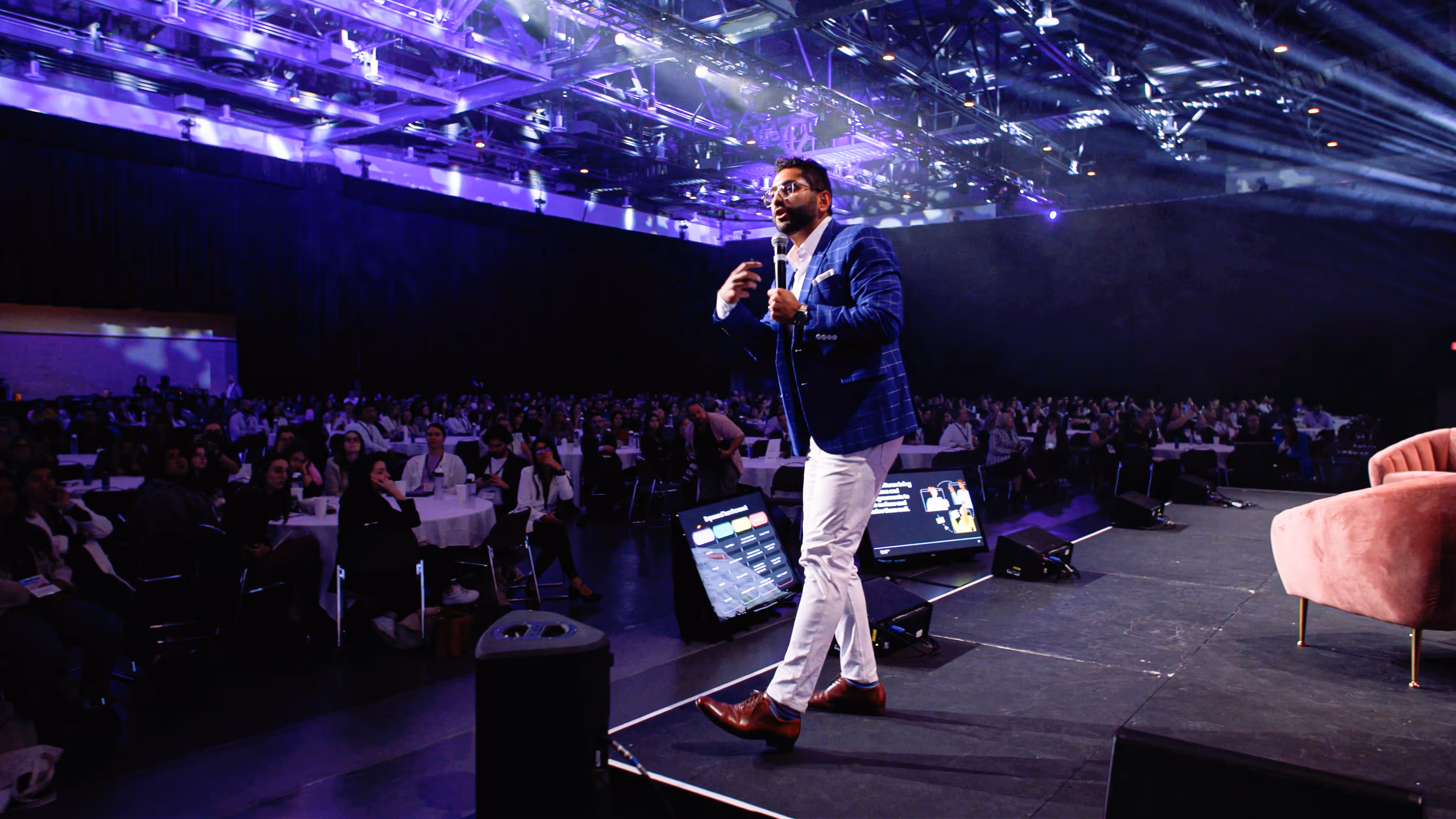 Fahd on stage