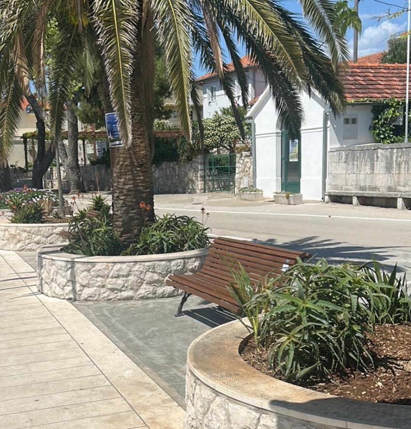 OPĆINA SUĆURAJ - Uređenje i opremanje biciklističke staze, tematskog puta i javne zelene površine