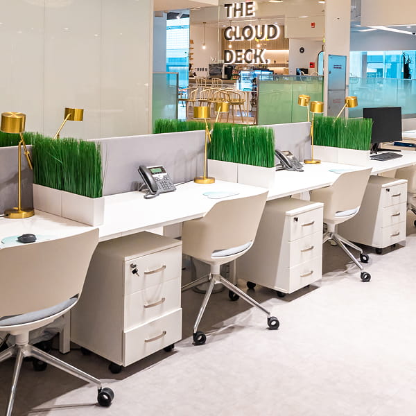 Cloud Desk - Yas Mall