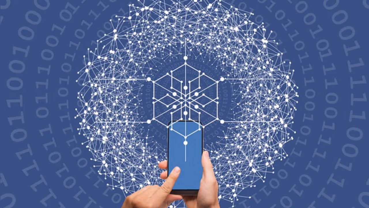 o que e tokenizacao - celular conectado a Blockchain