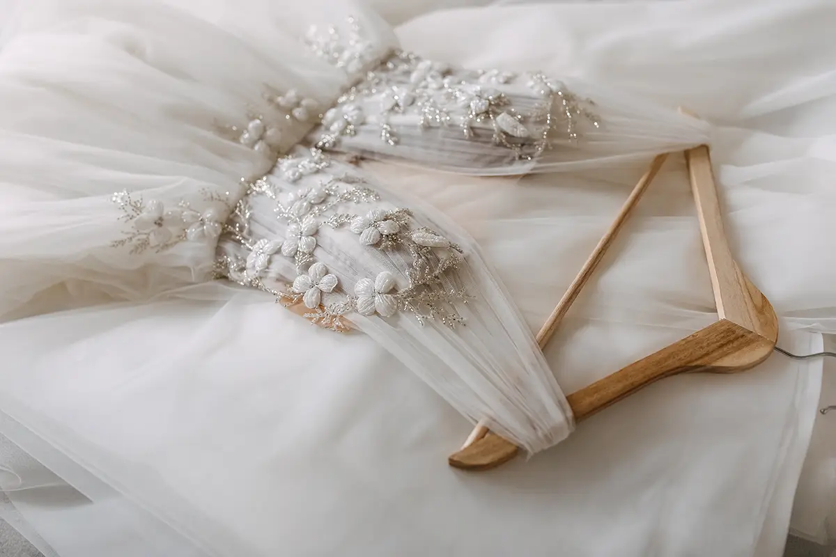 Brautkleid elegant mit Tüll