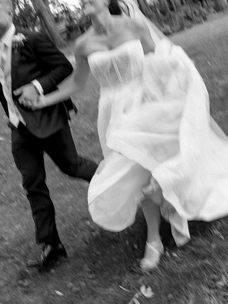 Modernes blurred Hochzeitsfoto