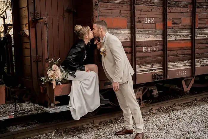 Old Money Affair: Nostalgische Hochzeit mit urbaner Attitude