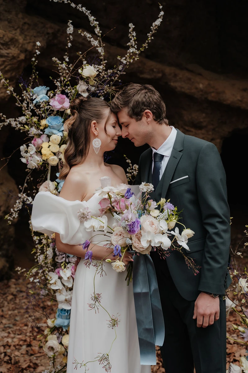 Dusty Love Story: Mystische Hochzeit am Steinbruch