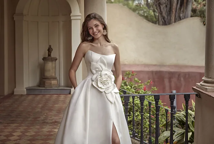 Zauberhaft Brautmode | Hochzeitskleider