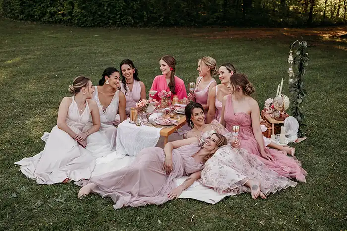 Rosy Spring Elegance: Verträumte Hochzeit in Rosatönen