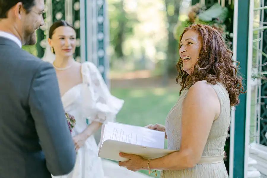 Traurednerin Ulrike Adler-Wiegele