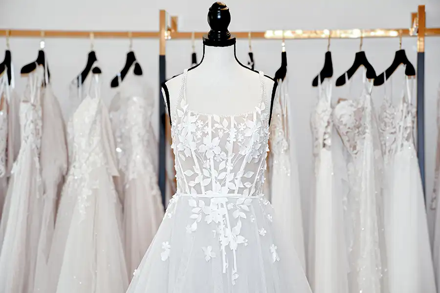 Das Brautkonzept | Hochzeitskleider