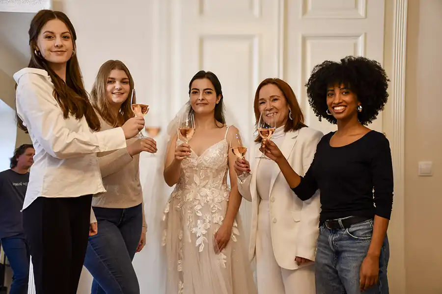 Das Brautkonzept | Hochzeitskleider