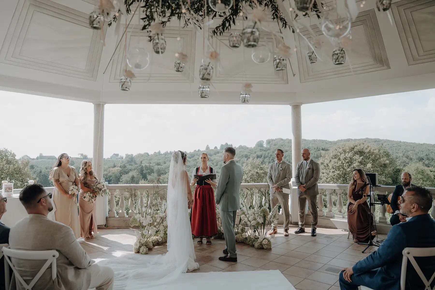 Zwischen Weinreben & Olivenzweigen: Mediterrane Hochzeit in der Steiermark