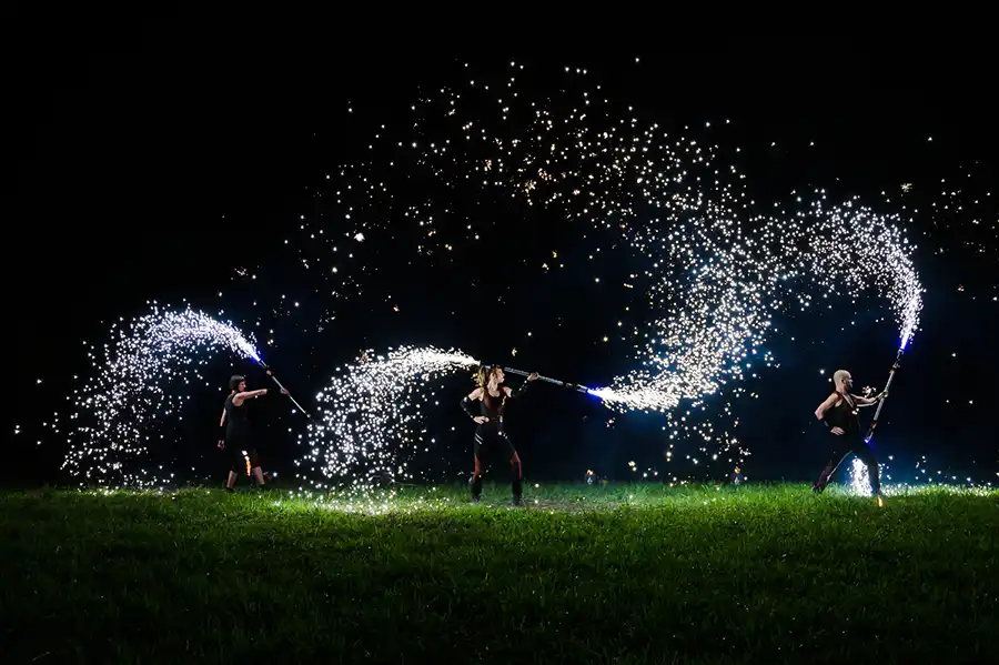 Flame Rain Theatre | Feuershow für eure Hochzeit