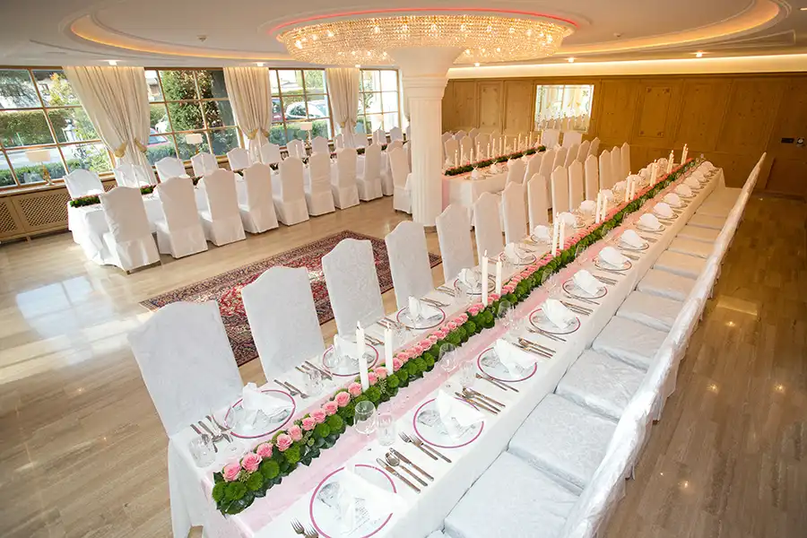 Hochzeitslocation „Gartenhotel Maria Theresia“